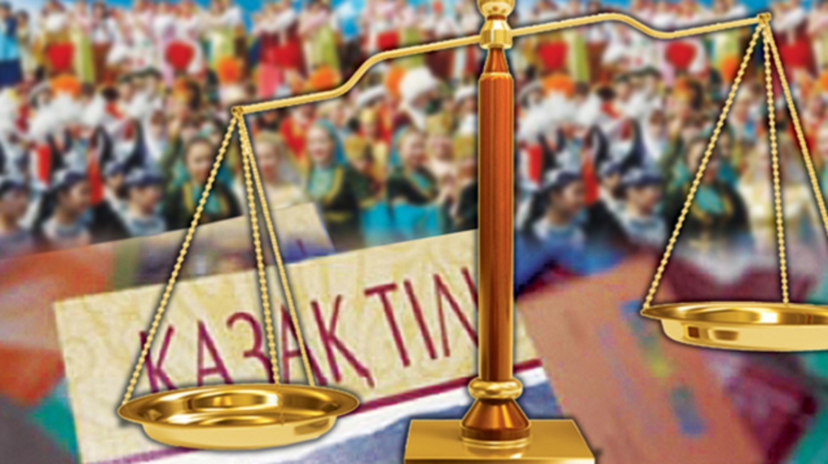 Ачинск қаласының жалаңаш әйелдері