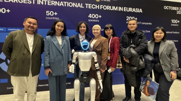 «Тіл-Қазына» орталығының мамандары Digital Bridge 2025 форумына қатысты
