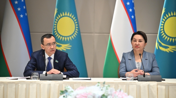 ҚАЗАҚ-ӨЗБЕК ЗИЯЛЫЛАРЫНЫҢ ФОРУМЫ: ОРТАҚ ҚҰНДЫЛЫҚТАР МЕН ЖАУАПКЕРШІЛІК